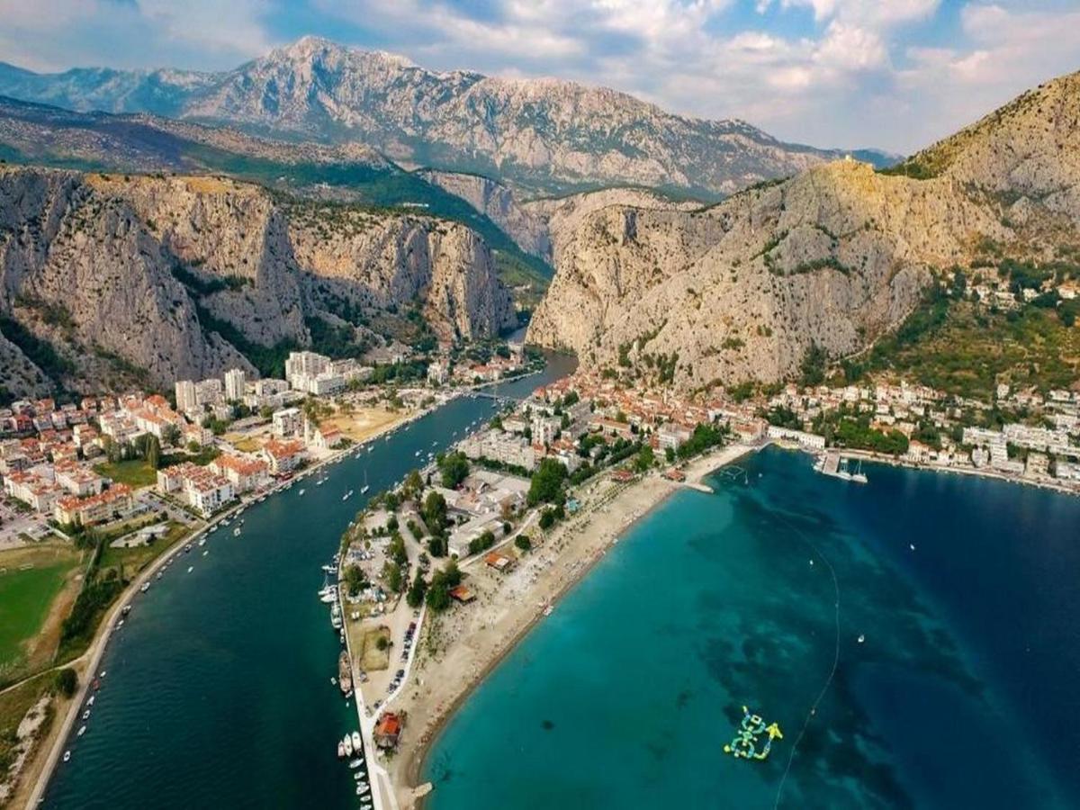 Apartment Stipic Omiš Exteriör bild